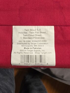 Target Twin SHEET SET BRAND NEW RED- Classic Solid